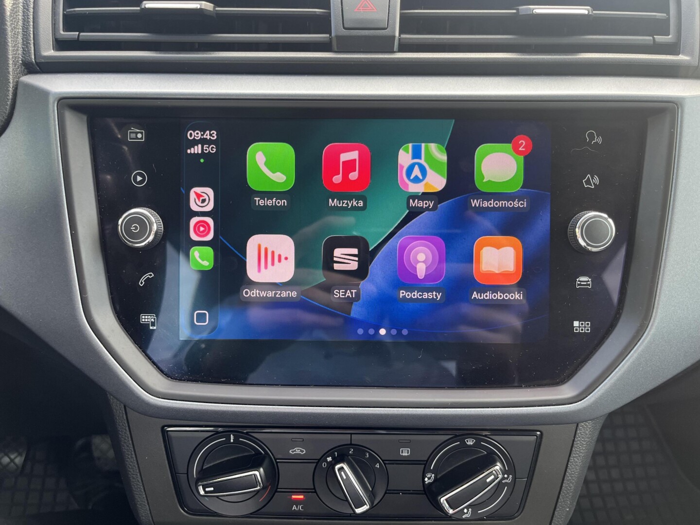 Seat Arona